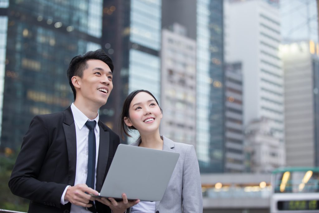 Business,People,Team,Meeting,With,Computer,In,Front,Of,The 工资外包